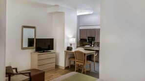 1 bedroom, individually decorated, individually furnished, desk