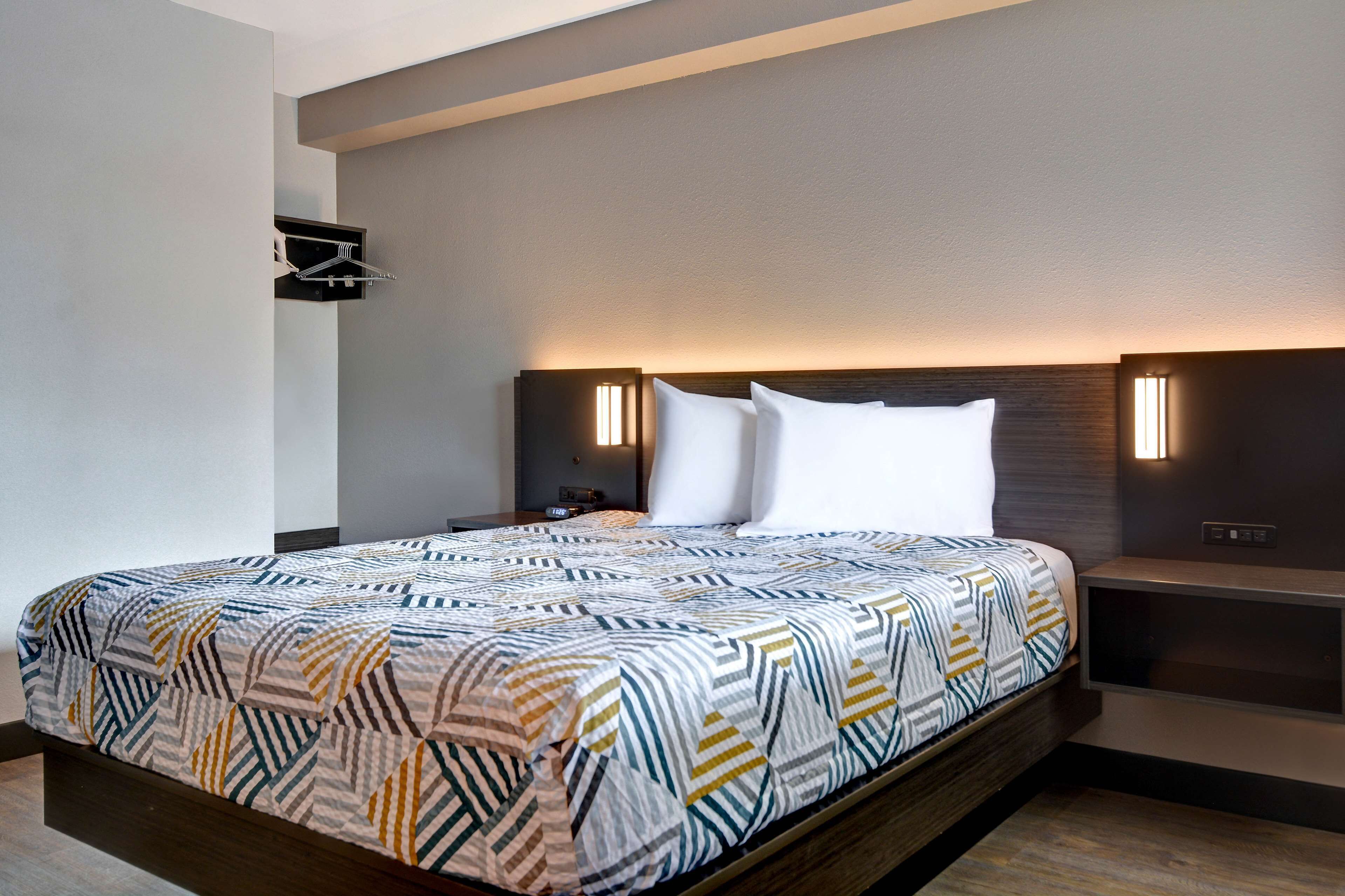 Photo - Studio 6-Jacksonville, FL - Baymeadows