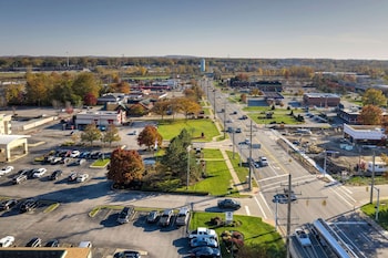 Suburban Studios Mentor - Cleveland Northeast