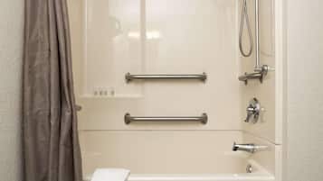 Room, 2 Double Beds, Accessible, Non Smoking (Efficiency) | Bathroom | Combined shower/tub, towels