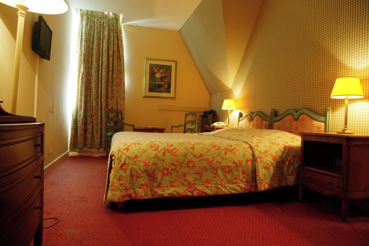 No.25 Standard Double Room, 1 Bedroom, Garden View | In-room safe, individually decorated, individually furnished, desk