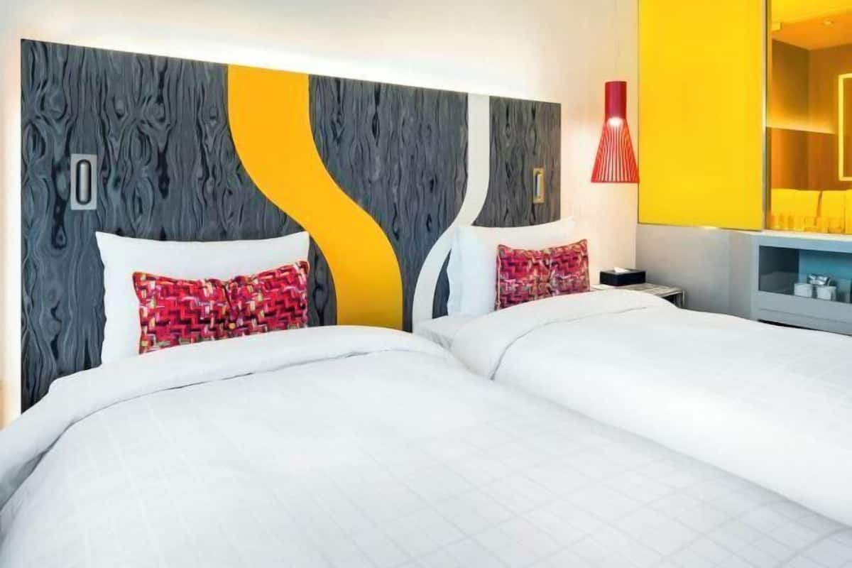 1 bedroom, premium bedding, free minibar items, in-room safe