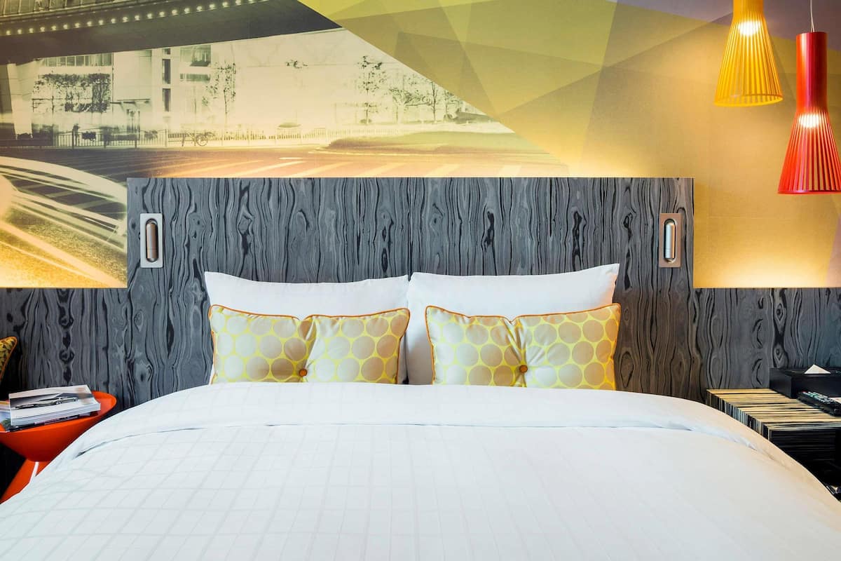 Premium bedding, free minibar items, in-room safe, desk