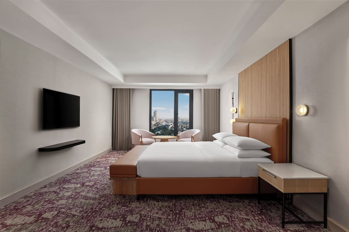 Presidential Suite, 1 King Bed | Select Comfort beds, minibar, in-room safe, desk