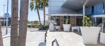 ホテル マス カマレナ