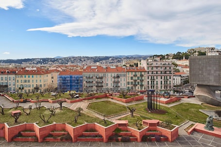 Vista dalla struttura. Hotel Campanile Nice Centre - Acropolis