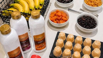 Petit déjeuner buffet servi tous les jours en supplément