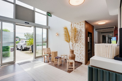 Sure Hotel by Best Western Valence Nord