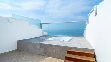 Grand Terrace Suite | Terrace/patio