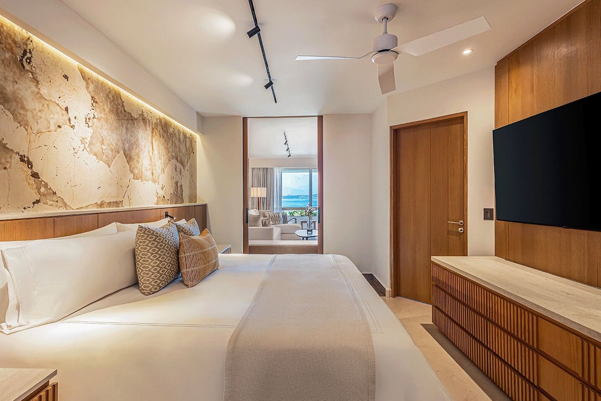 Ropa de cama de alta calidad, edredón y minibar