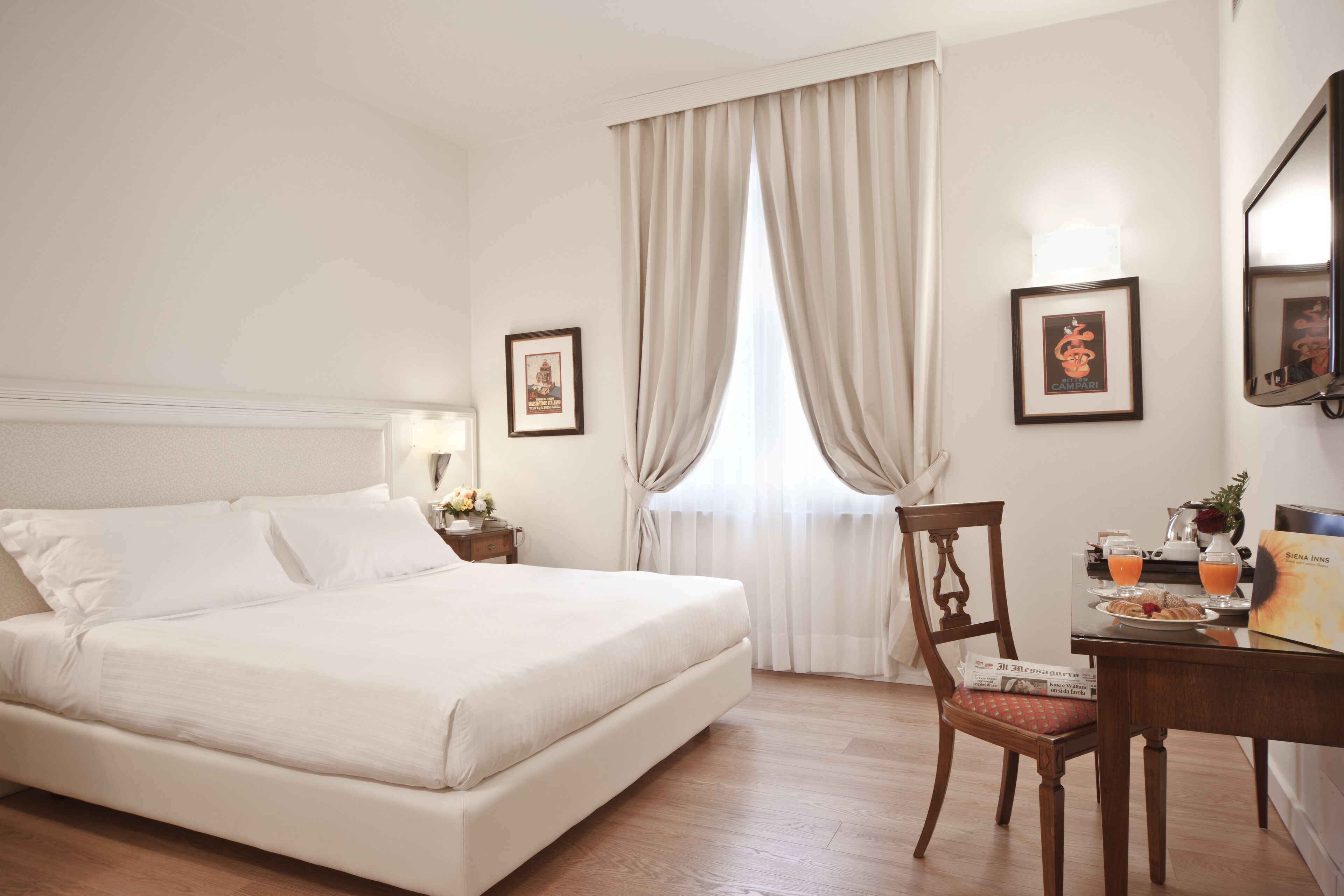 Premium bedding, minibar, in-room safe, desk