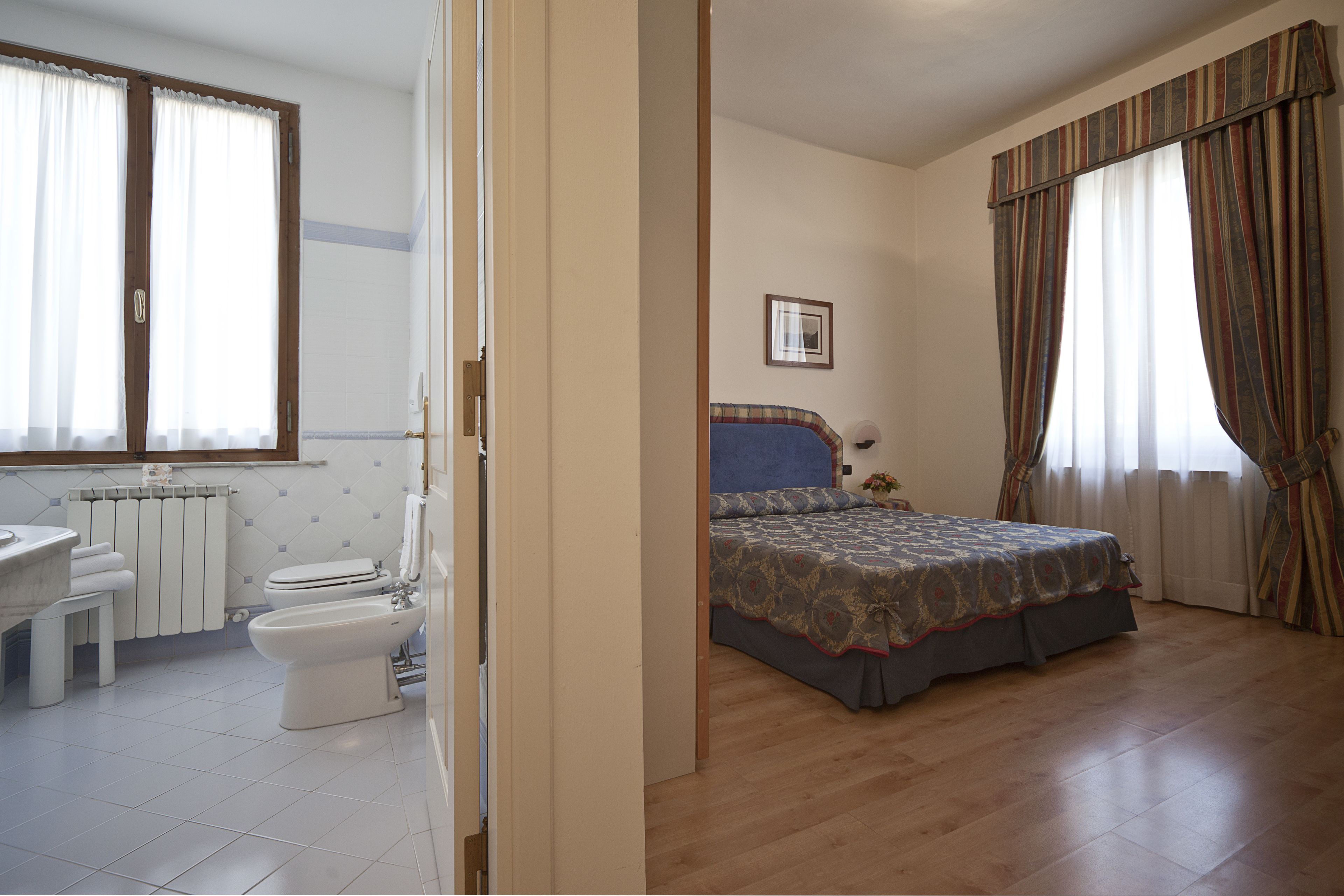Photo - Hotel Italia