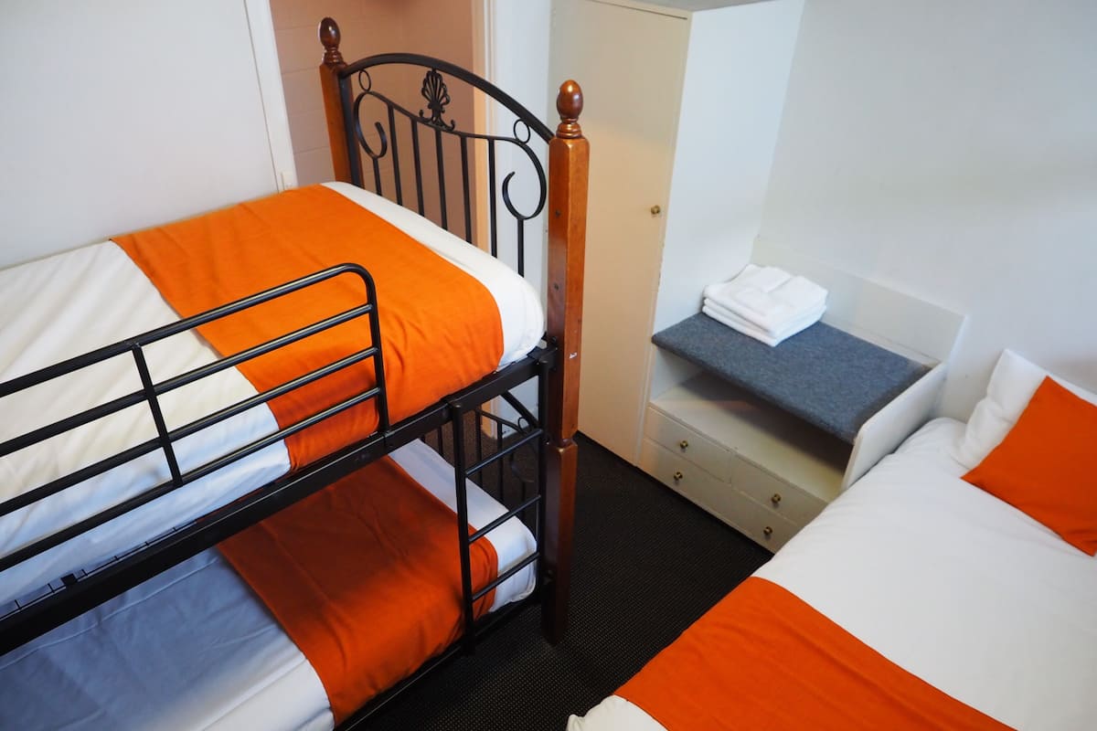 Budget Two Bedroom Studio (1 Queen, 1 Bunk Bed - Single and 1 Single bed) | 1 bedroom, individually furnished, laptop workspace, iron/ironing board