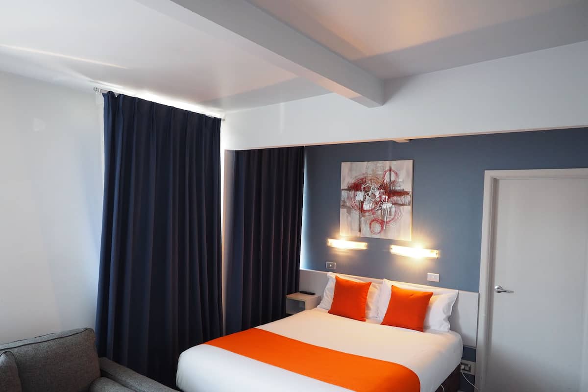Two Bedroom Studio (View) | 1 bedroom, individually furnished, laptop workspace, iron/ironing board