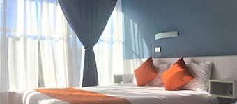 Waterfront Lodge Motel