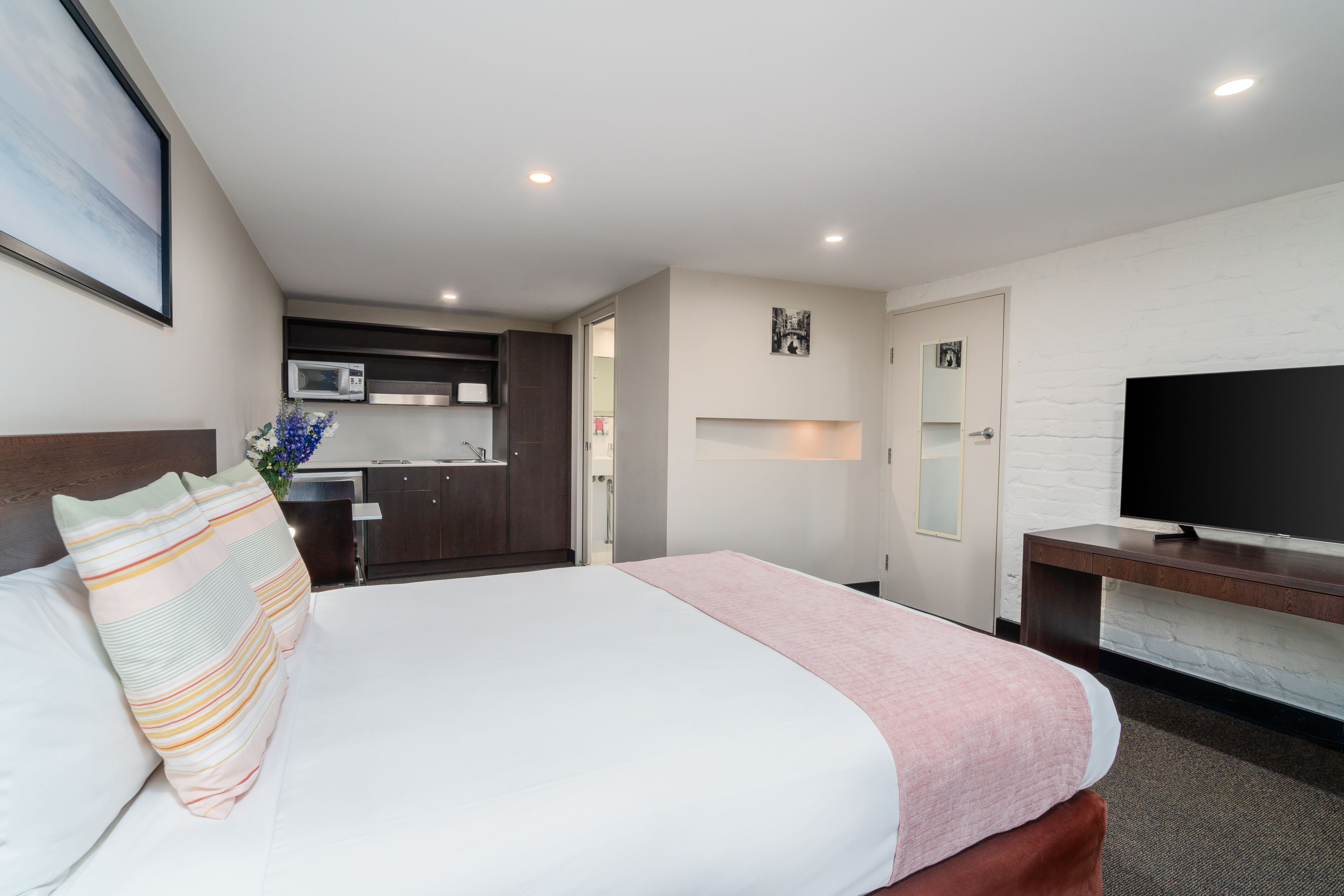 Leisure Inn Penny Royal Hotel & Apartments in Launceston Find Hotel Reviews, Rooms, and Prices