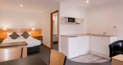 Bay Hotel Apartments