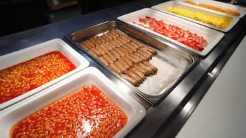 Daily buffet breakfast (AUD 28 per person)