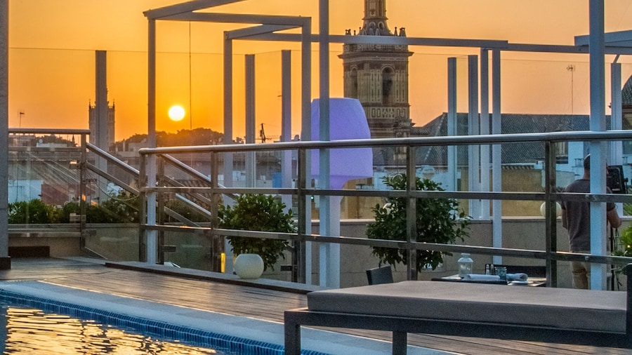 Hotel Sevilla Center