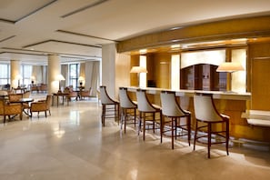 Lunch and dinner served, Mediterranean cuisine