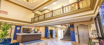 Prince Arthur Waterfront Hotel & Suites