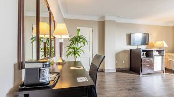 Executive Suite, 2 Queen Beds, Lake View | Desk, iron/ironing board, free WiFi, bed sheets