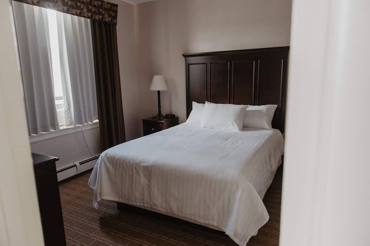 1 chambre, bureau, fer et planche Ă repasser, Wi-Fi gratuit