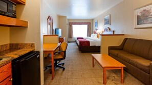 Suite, Multiple Beds, Non Smoking, Refrigerator & Microwave (with Sofabed) | Desk, laptop workspace, iron/ironing board, cribs/infant beds