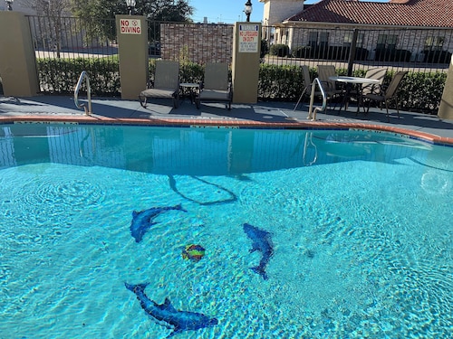 SureStay Plus Hotel by Best Western Mesquite