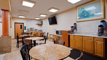 Gratis frukostbuffé varje dag