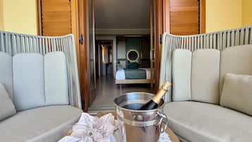 Suite panoramique, vue sur la mer | Terrasse/patio