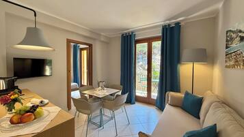 Suite | Wohnbereich | Fernseher