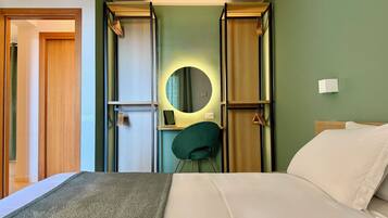 Panoramic Suite, Sea View | Frette Italian sheets, minibar, in-room safe, desk