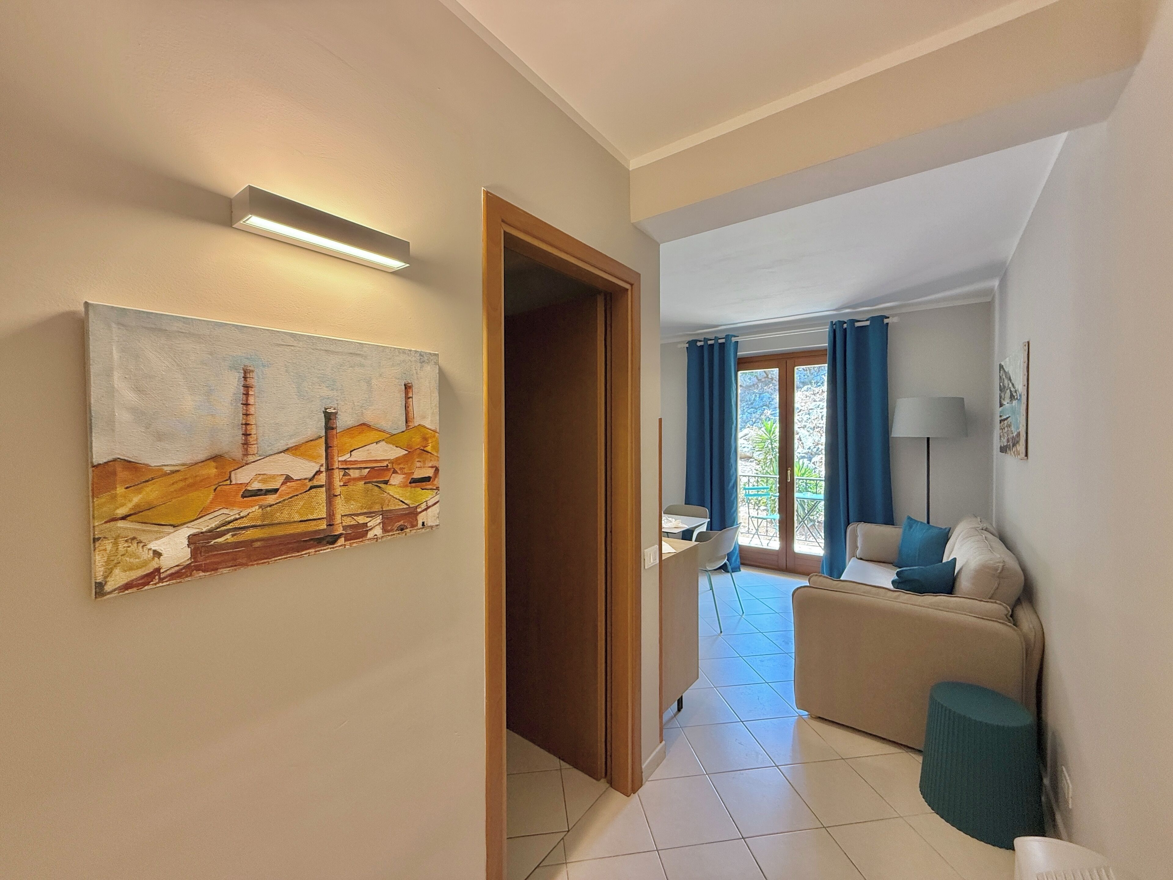 套房 | 起居区 | 电视