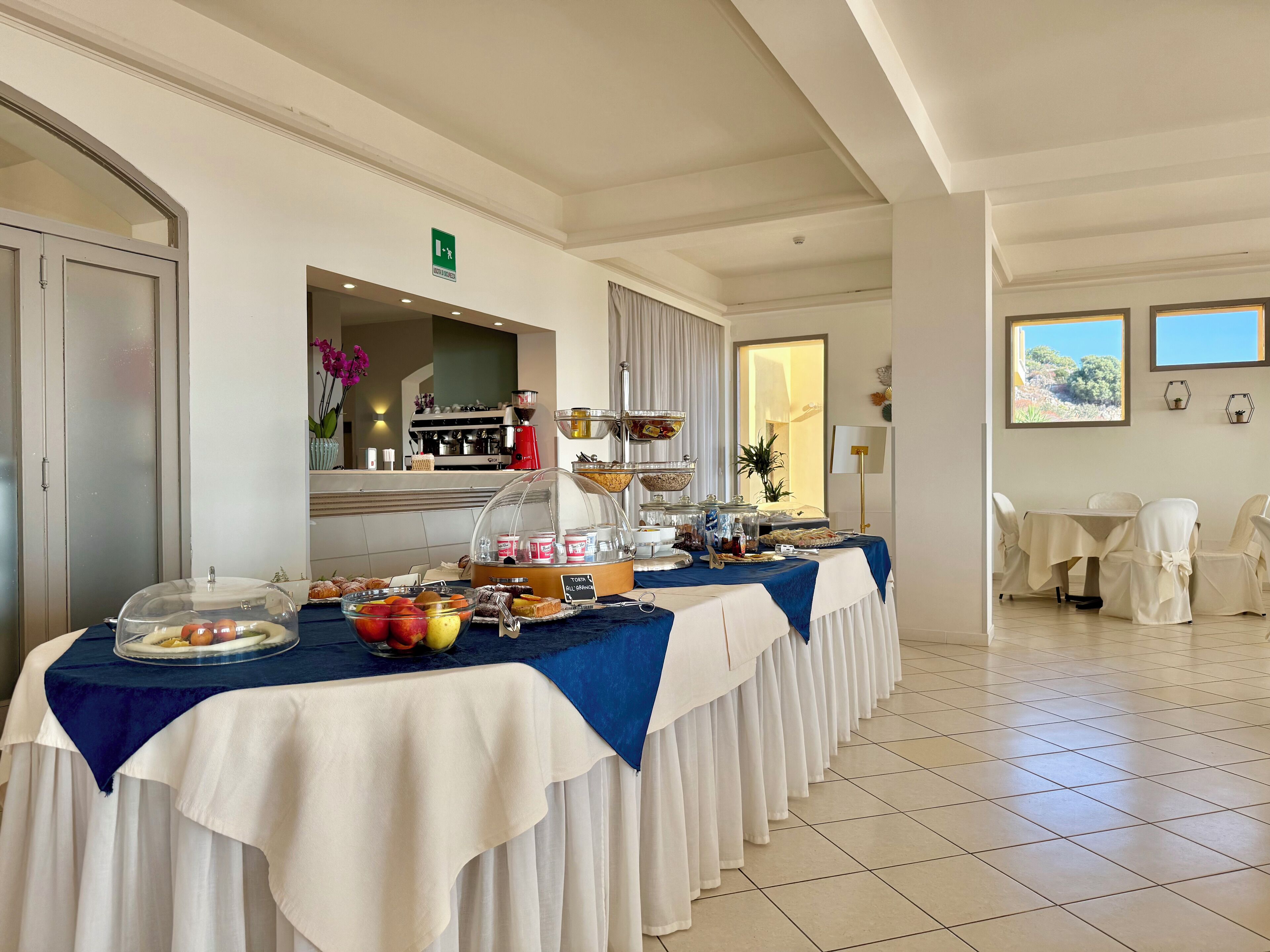 Daily buffet breakfast for a fee