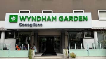 EntrĂ©e de lâhĂ©bergement