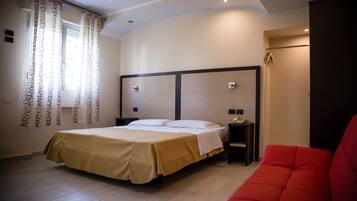 Select Comfort beds, in-room safe, desk, laptop workspace