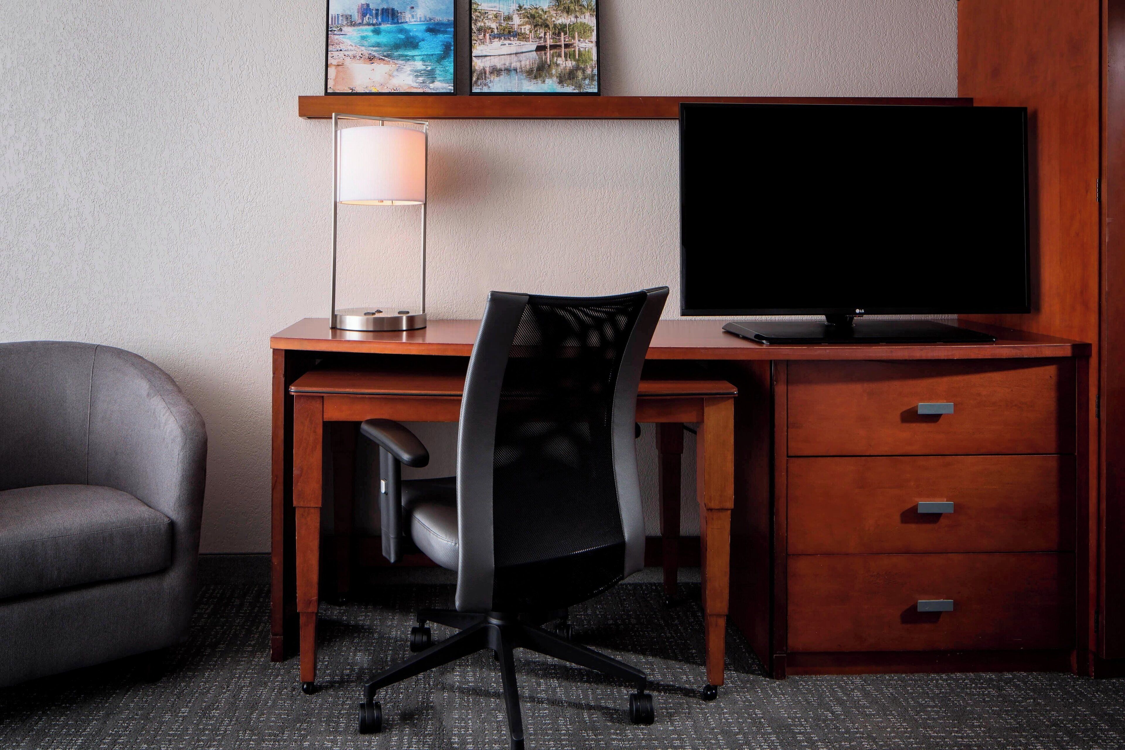 1 bedroom, premium bedding, desk, blackout curtains