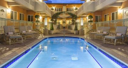 Sun Harbour Boutique Hotel