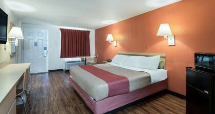 Motel 6 Newport News, VA