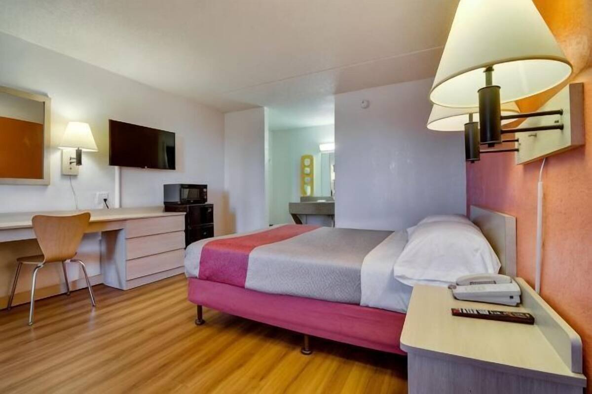 Blackout drapes, iron/ironing board, free WiFi, bed sheets