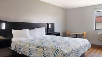 Arbetsyta för laptop, gratis wi-fi och sängkläder