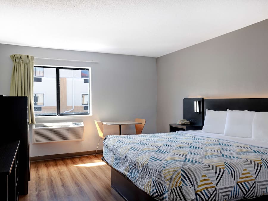 Laptop workspace, free WiFi, bed sheets