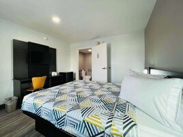 Blackout drapes, free WiFi, bed sheets