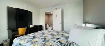 Motel 6 La Mesa, CA - San Diego