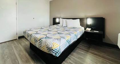 Motel 6 La Mesa, CA - San Diego