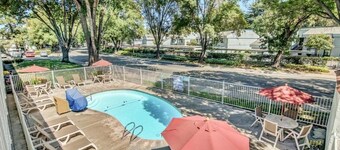 Motel 6 Stockton, CA - North