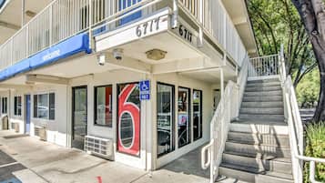 Chi tiết ngoại thất