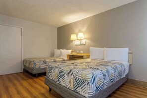 Free WiFi, bed sheets - Motel 6 Hayward, CA – Silicon Valley Gateway (Hayward)