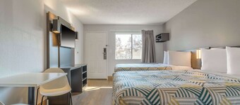 Motel 6 Hayward, CA – Silicon Valley Gateway